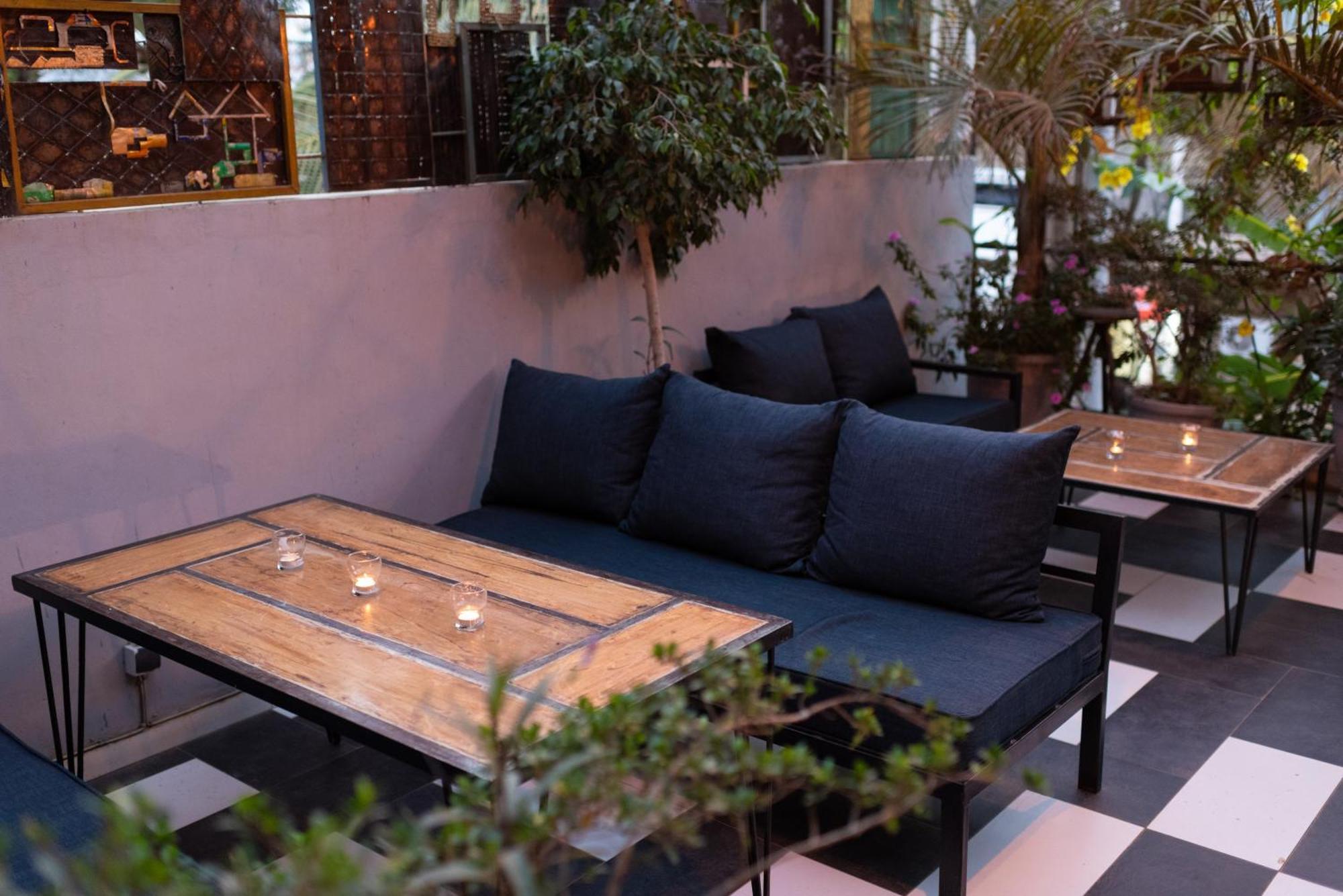 Loman Art Hotel Dakar Exterior photo